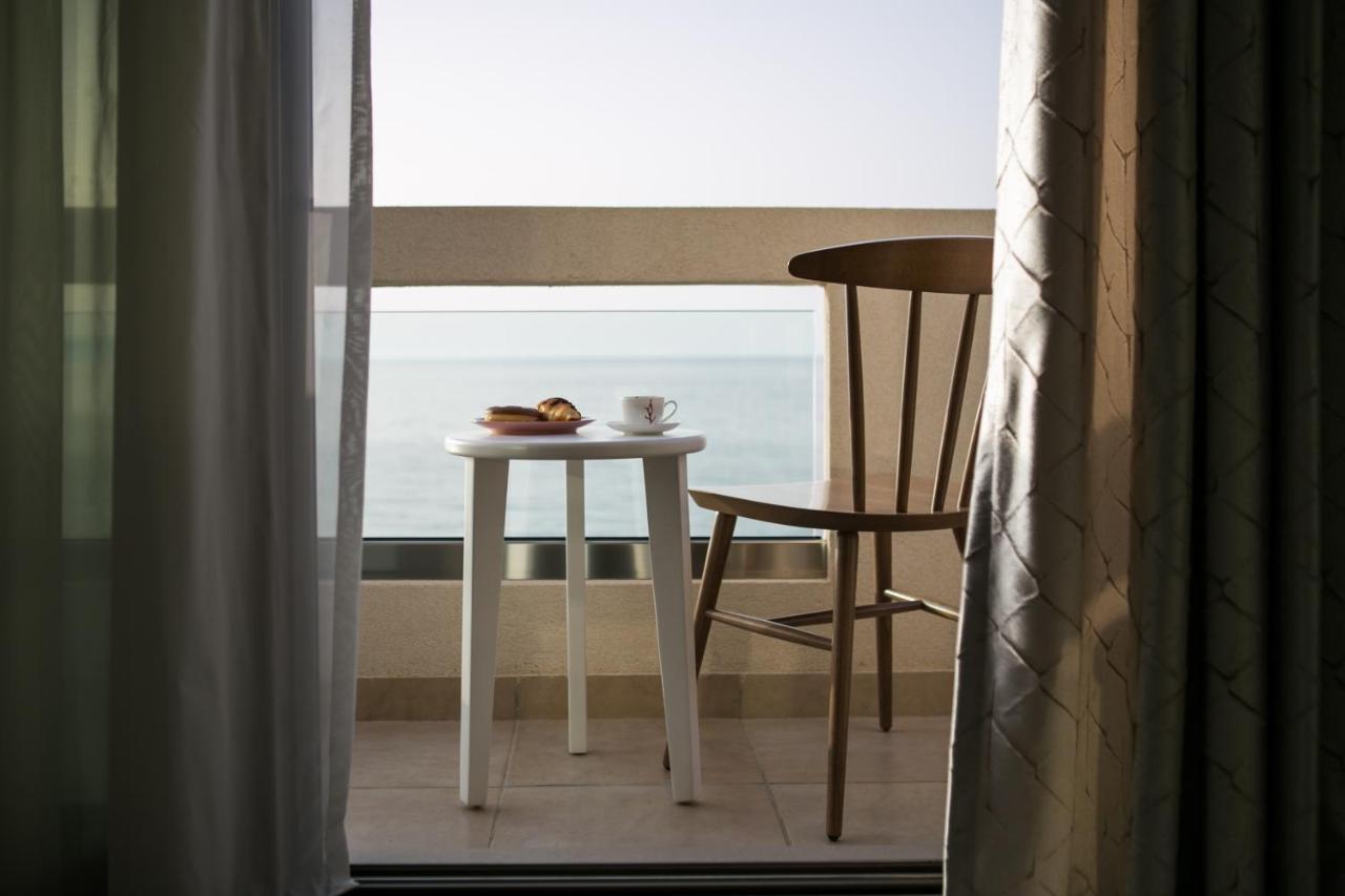 Almyra Seaside House Мохлос Екстериор снимка