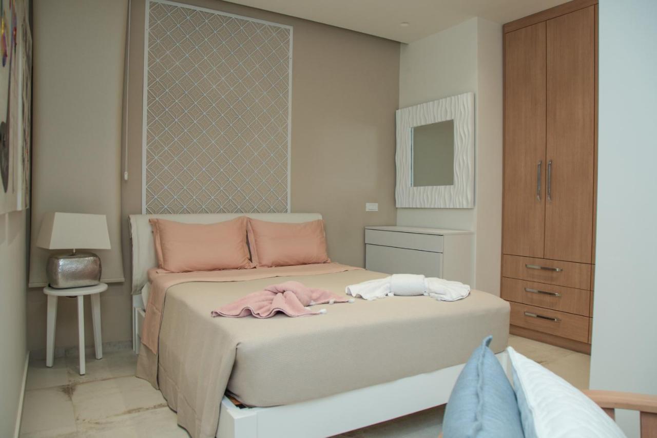 Almyra Seaside House Мохлос Екстериор снимка