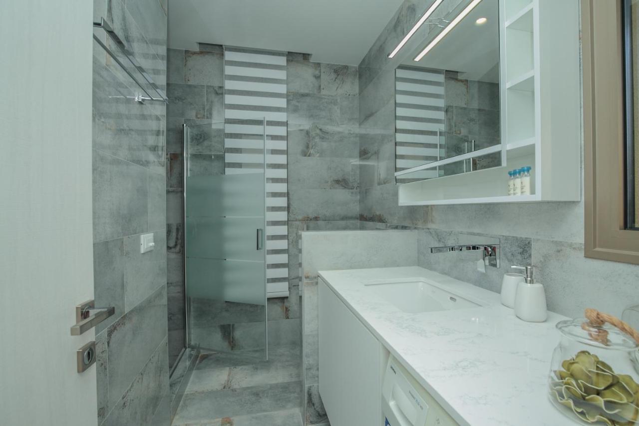 Almyra Seaside House Мохлос Екстериор снимка